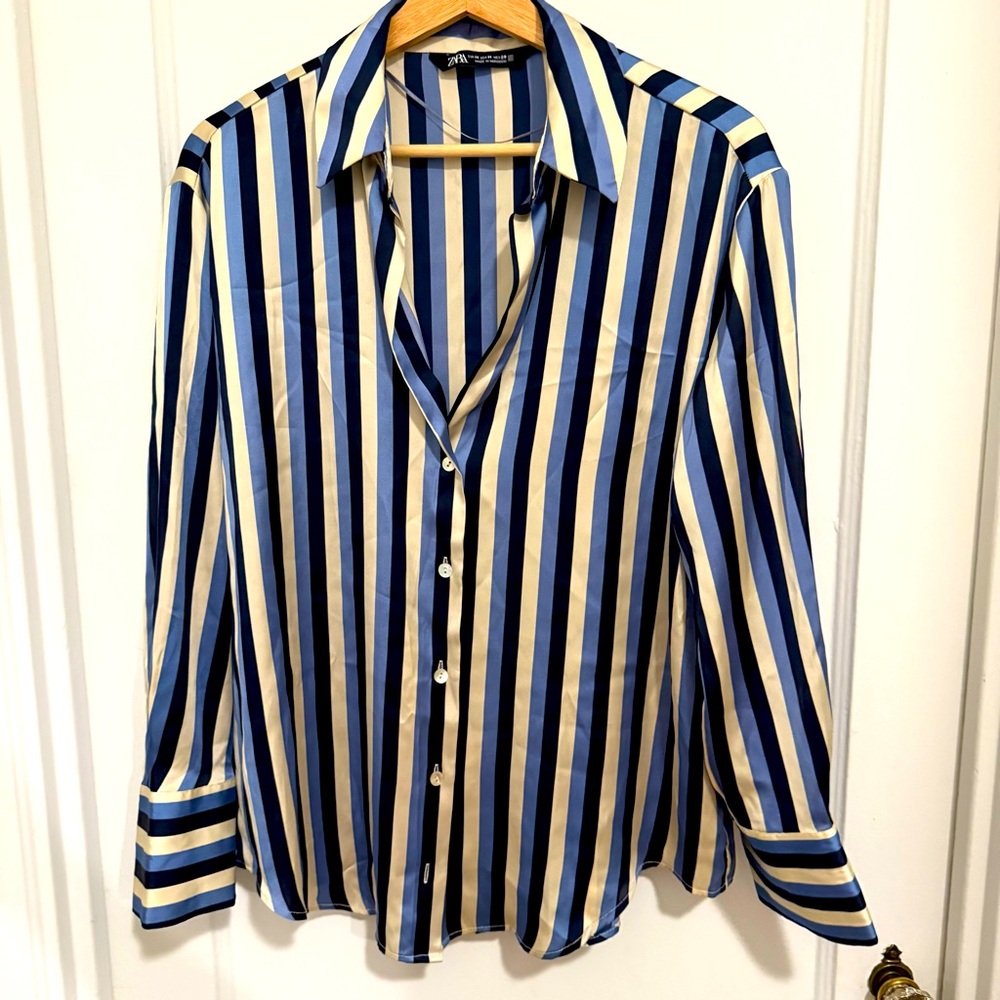 ZARA Satin Blue and Cream Striped button down Shirt | Size M